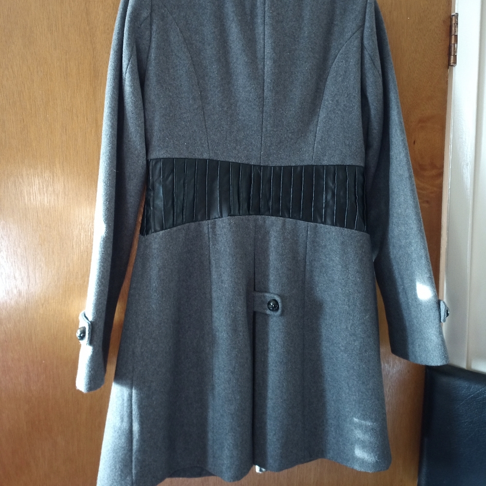Vero Moda Jacket - Picture 2 of 3